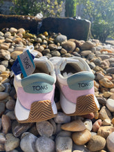 Load image into Gallery viewer, TOMS Nylon/Suede Sneak
