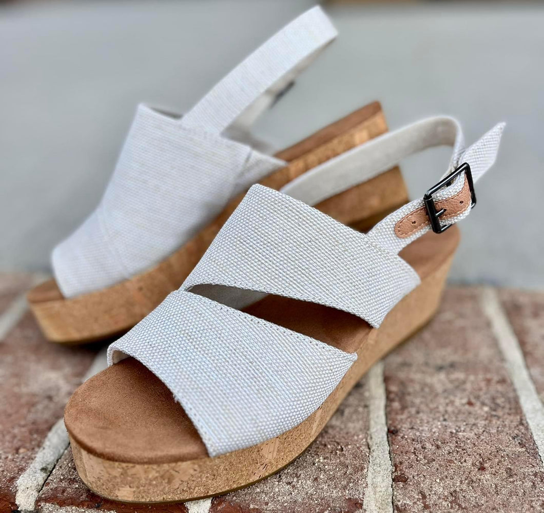 Platform Sandal w/Strap